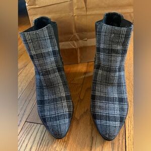 Plaid Ankle Boots - Black and Gray size 8M